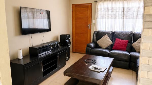 2 Bedroom House
