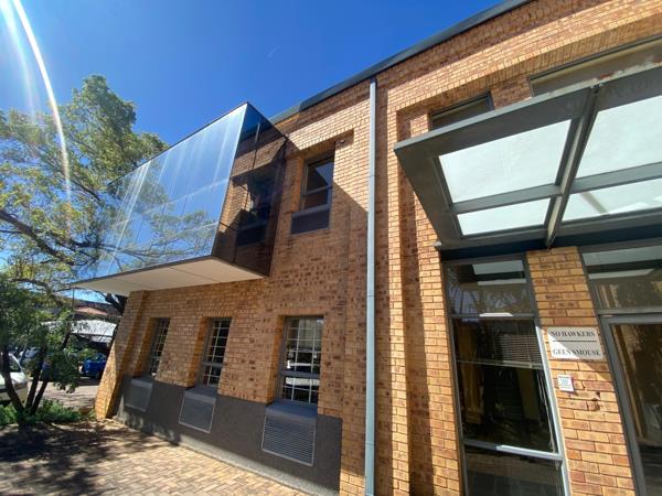 680 m² Office Space