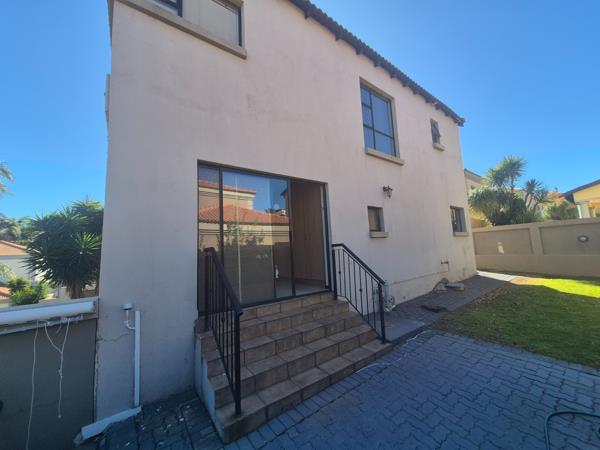 4 Bedroom Townhouse