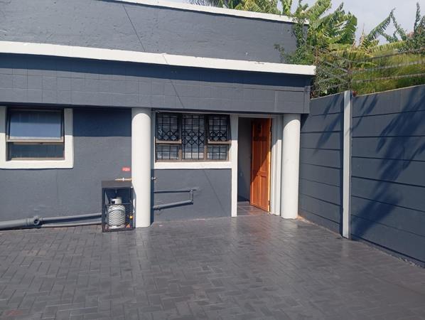 1 Bedroom Garden Cottage
