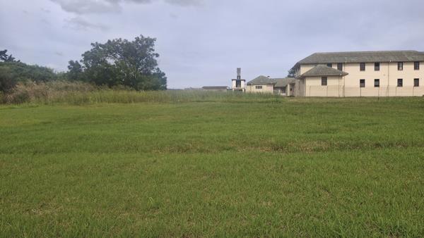 1 m² Land