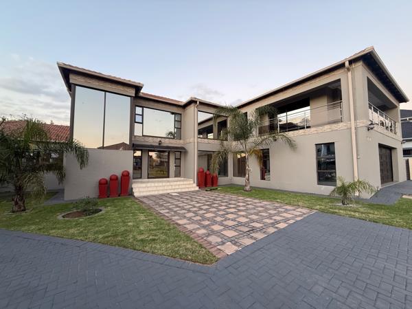 7 Bedroom House
