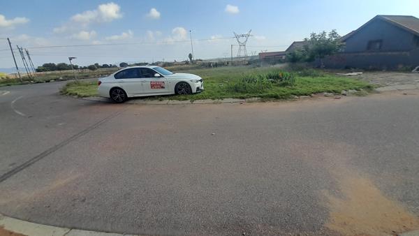 251 m² Land