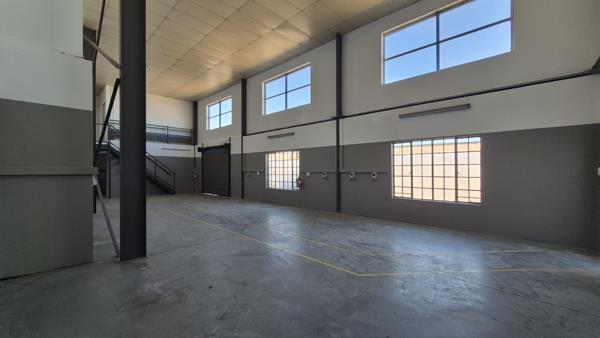 332 m² Industrial space