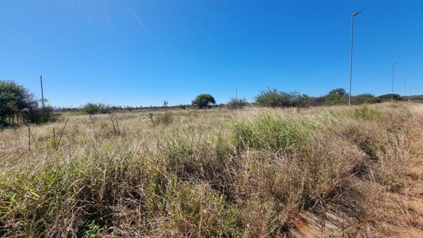 600 m² Land