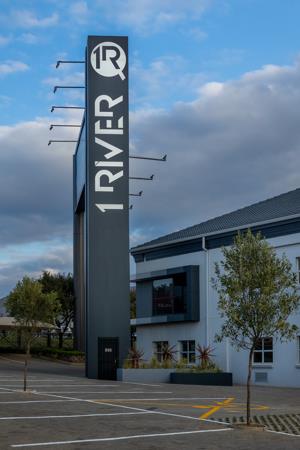610 m² Commercial space