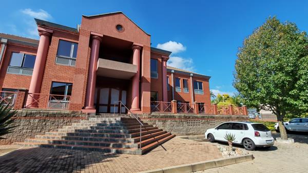 400 m² Office Space
