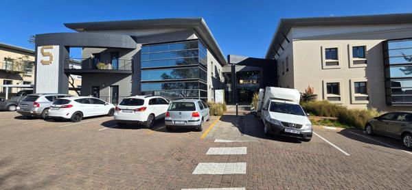 207 m² Commercial space