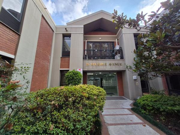 209 m² Office Space