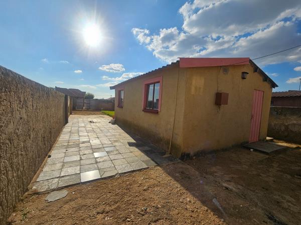 1 Bedroom House