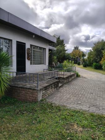 6 Bedroom House