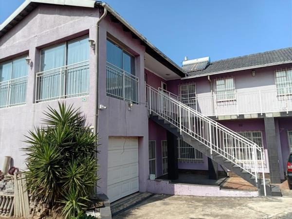6 Bedroom House
