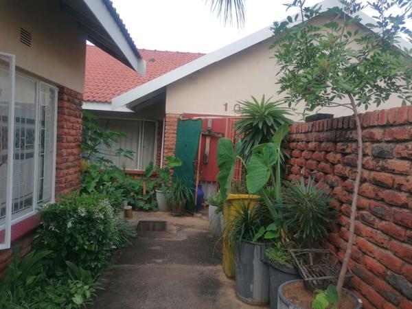 1 Bedroom House