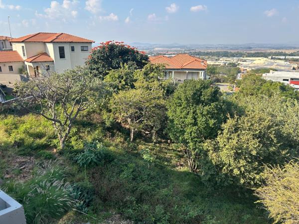 905 m² Land