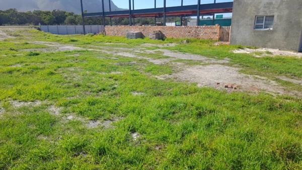 904 m² Land