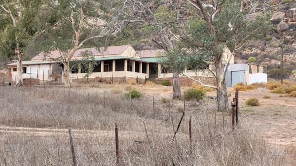 2 698.4 ha Farm