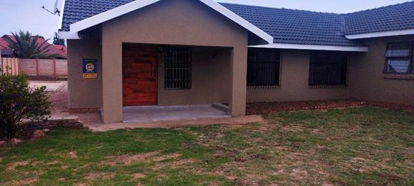 6 Bedroom House