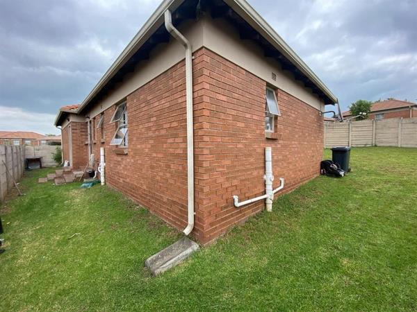 3 Bedroom Townhouse