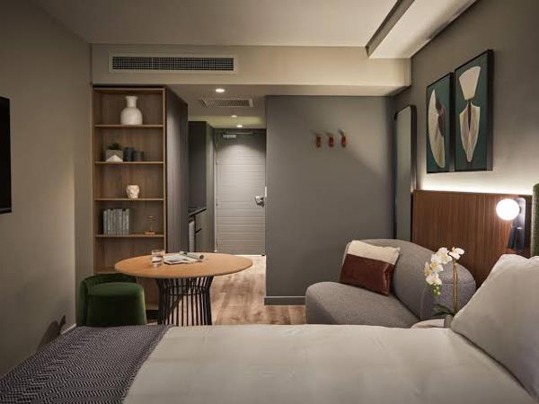 1 Bedroom Apartment