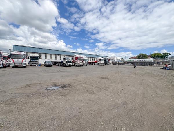 4 000 m² Industrial space