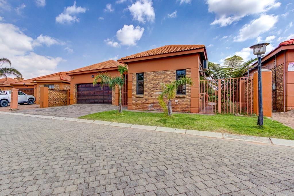 3 Bedroom Townhouse