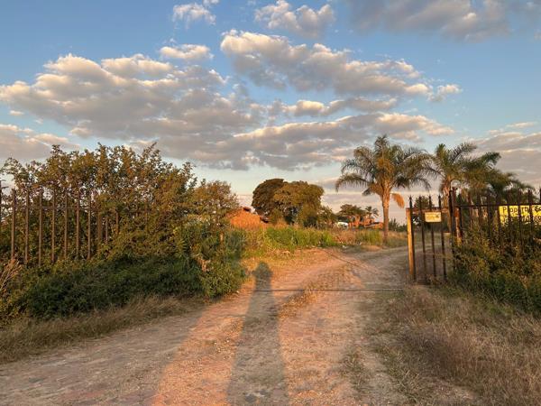 2.8 ha Farm