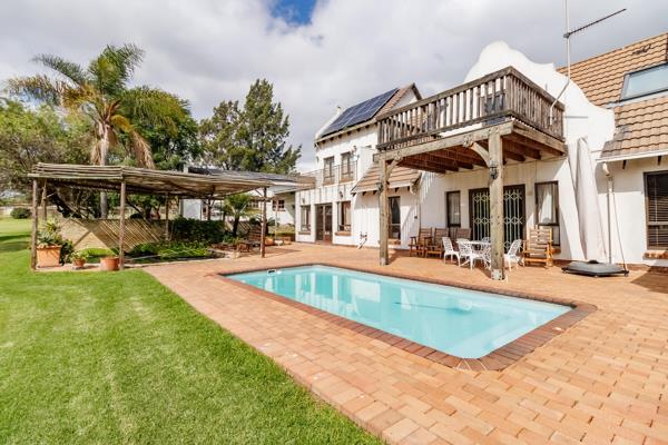 9 Bedroom House