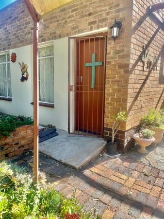 1 Bedroom Garden Cottage