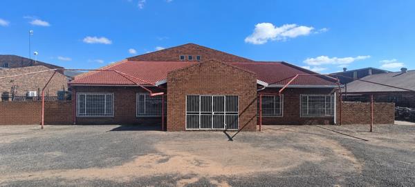 1 070 m² Industrial space