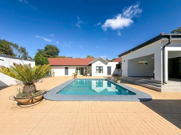 7 Bedroom House