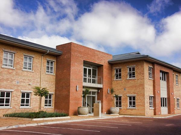 162 m² Commercial space