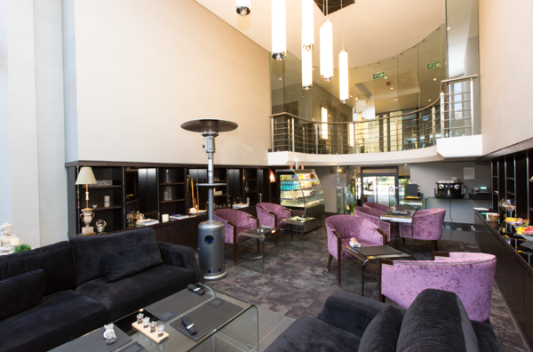 8 300 m² Commercial space