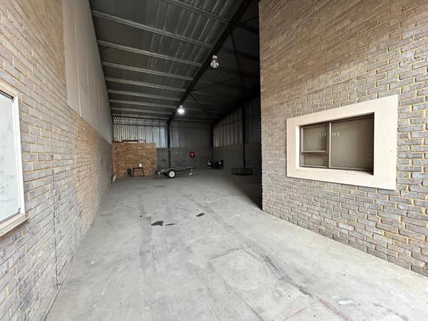290 m² Industrial space