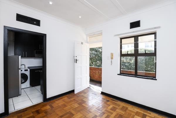 1.5 Bedroom Apartment