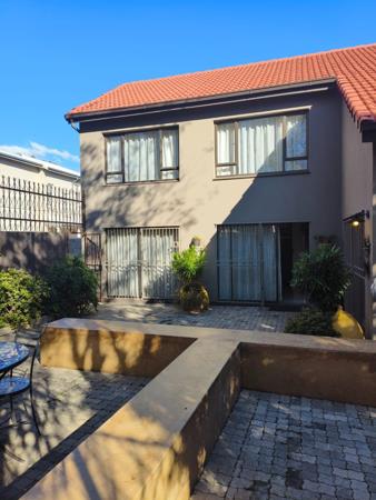 4 Bedroom Townhouse