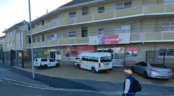 100 m² Retail Space