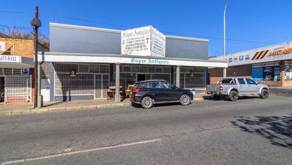 240 m² Commercial space