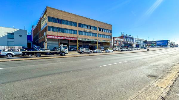 4 500 m² Commercial space