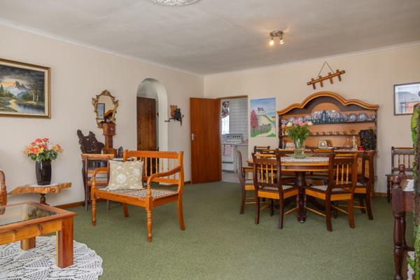 5 Bedroom House