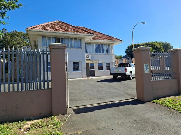 100 m² Commercial space