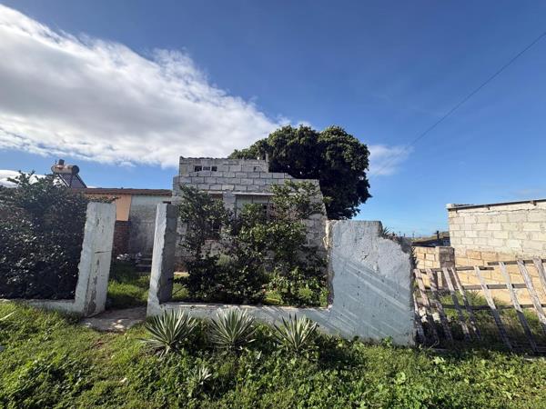 317 m² Land