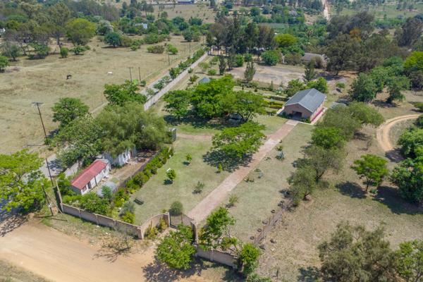2.3 ha Smallholding