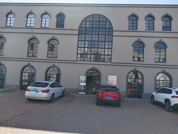 138 m² Commercial space