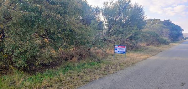 1 057 m² Land