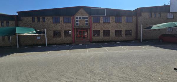 1 083 m² Commercial space