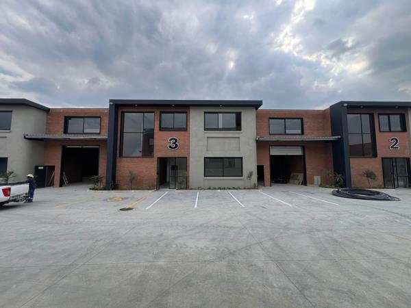 1 050 m² Industrial space