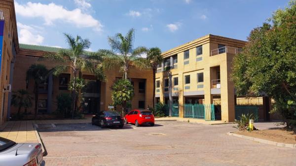 2 030 m² Office Space