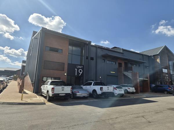 484 m² Commercial space