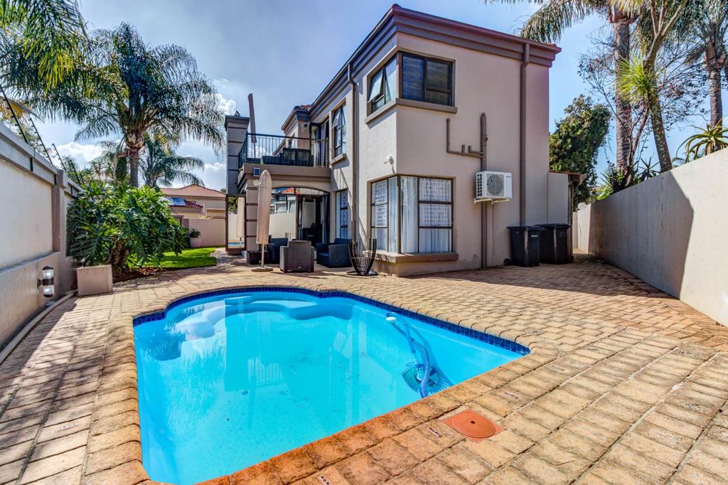 4 Bedroom House