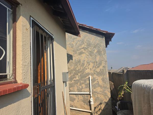 2 Bedroom House